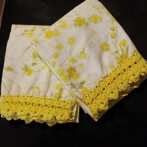 Vintage Springmaid pillowcases. Set of 2.
